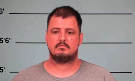Se trata de Jesse Kipf, de 39 años, quien fue acusado de robo de identidad y fraude informático. Se trata de Jesse Kipf, de 39 años, quien fue acusado de robo de identidad y fraude informático.