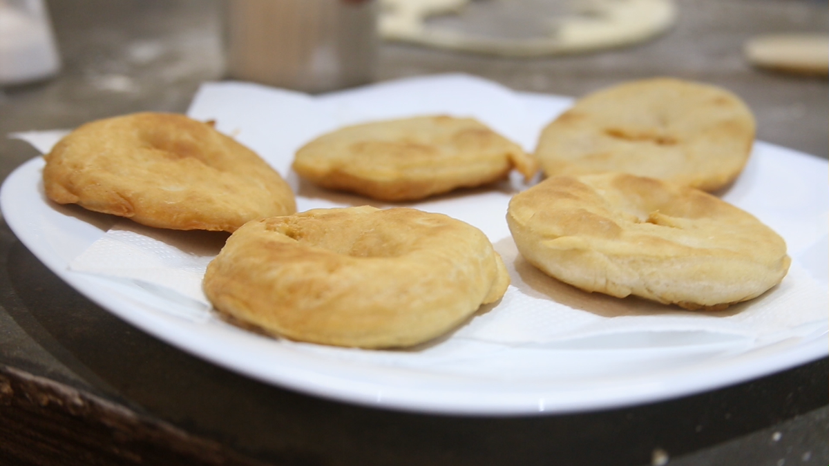 La receta fácil para hacer tortas fritas con harina leudante y manteca
