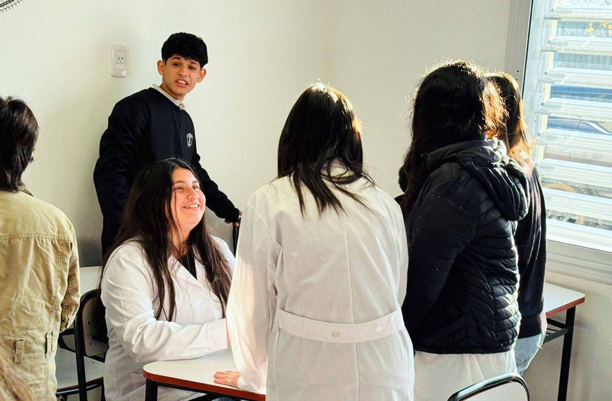 El Plan Quedate ofrece tutoría virtual a estudiantes de escuelas de Educación Secundaria Orientada