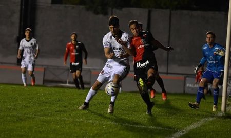Colón perdió ante Defensores de Belgrano su partido N.° 17 del 2025 y Ezequiel Medrán reconoció la dura la realidad: El objetivo es mantener la categoría. Colón perdió ante Defensores de Belgrano su partido N.° 17 del 2025 y Ezequiel Medrán reconoció la dura la realidad: El objetivo es mantener la categoría.