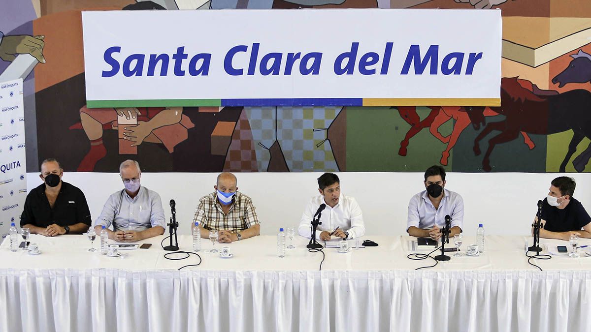 Conferencia de intendentes bonaerenses en Santa Clara del Mar.