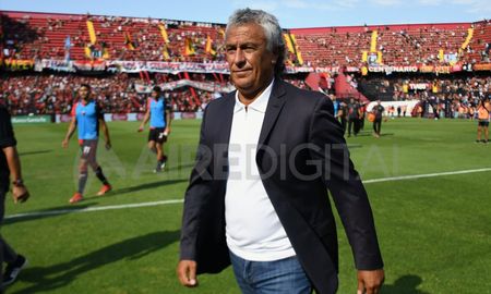 colon espera por belgrano mientras nestor gorosito define el equipo colon espera por belgrano mientras nestor gorosito define el equipo