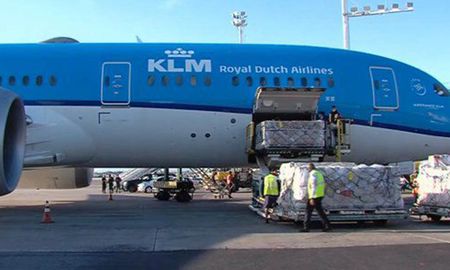 En 20 vuelos completados, Aerolíneas Argentinas aportó 10.692.490 dosis de vacunas contra el Covid-19. En 20 vuelos completados, Aerolíneas Argentinas aportó 10.692.490 dosis de vacunas contra el Covid-19.
