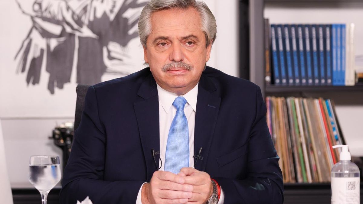 El presidente partirá a las 17 horas rumbo a Perú.