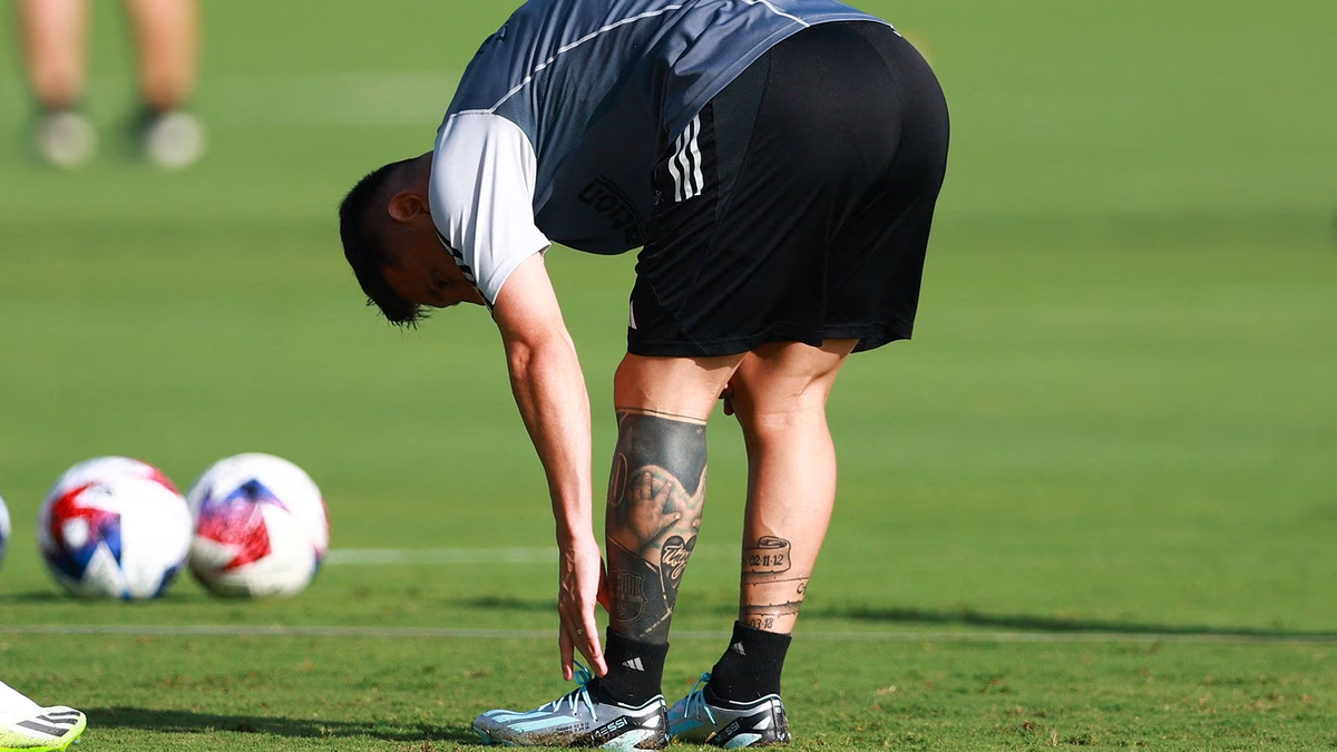 Los nuevos botines de Lionel Messi.