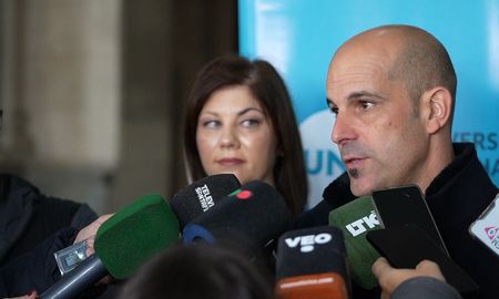 La convocatoria para la 32° edición fue presentada este martes en la Estación Belgrano por autoridades del Gobierno de la Provincia, la Municipalidad y la UNL. La convocatoria para la 32° edición fue presentada este martes en la Estación Belgrano por autoridades del Gobierno de la Provincia, la Municipalidad y la UNL.