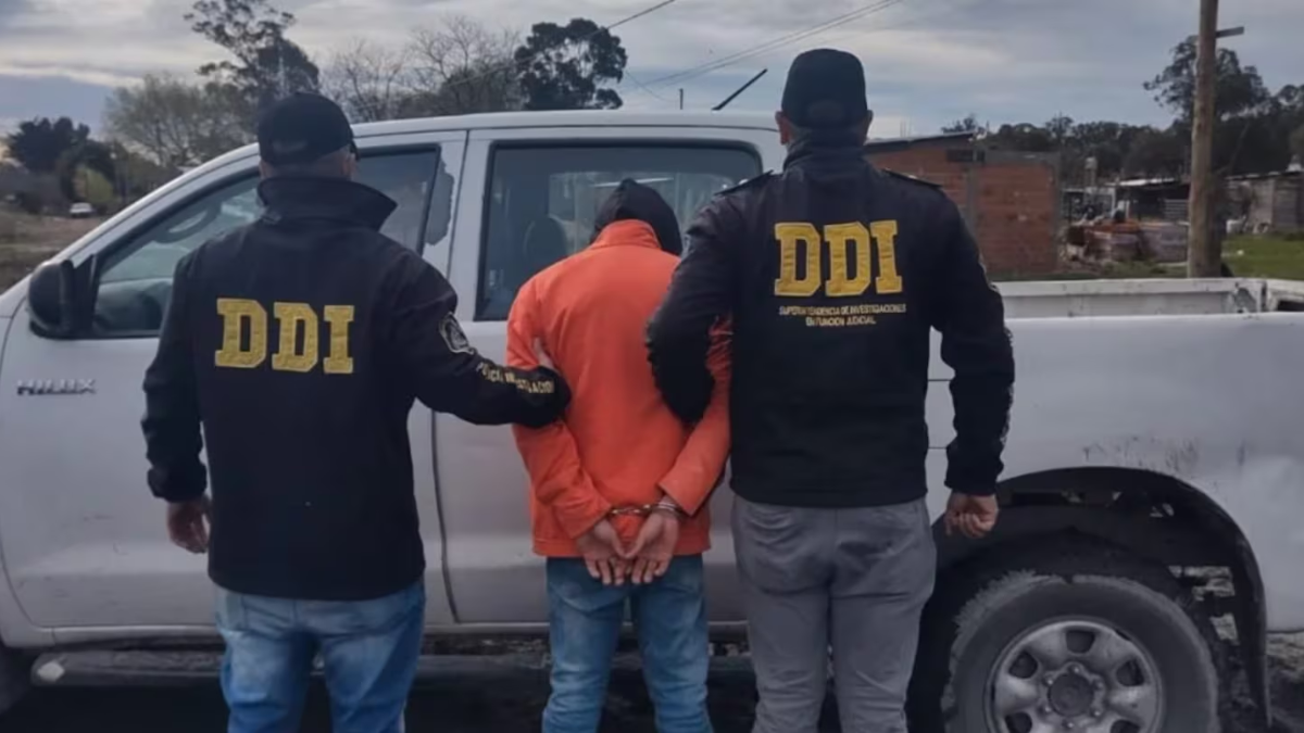 Un joven de 23 años fue detenido por el homicidio de su vecino en Mar del Plata.