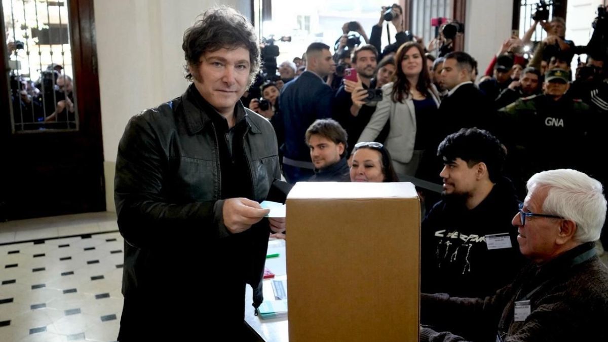 Milei anunció una alianza con el PRO para darle una "paliza en las urnas" a Kicillof en las elecciones de PBA Milei anunció una alianza con el PRO para darle una "paliza en las urnas" a Kicillof en las elecciones de PBA