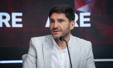 El gobernador Maximiliano Pullaro visitó los estudios de AIRE. El gobernador Maximiliano Pullaro visitó los estudios de AIRE.