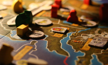 Noche de juegos de mesa en pareja Noche de juegos de mesa en pareja