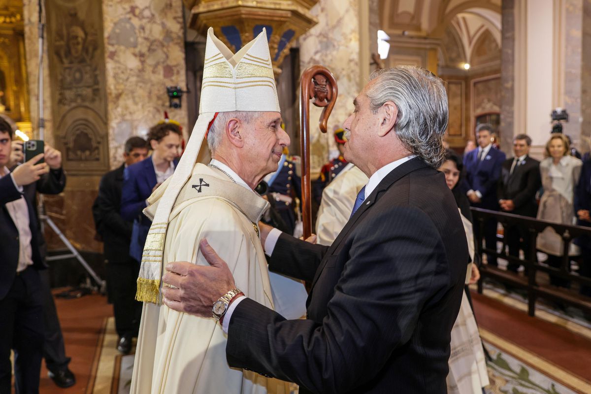 Lejos de la rosca electoral, el presidente Alberto Fernández asistió al Tedeum que ofreció el arzobispo de Buenos Aires, Mario Poli, por la conmemoración de un nuevo aniversario de la Revolución de Mayo.