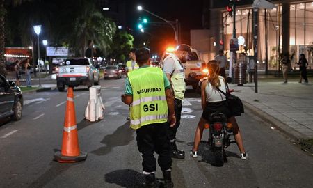 Según el balance oficial, los procedimientos de control vehicular se llevaron adelante en distintos puntos de la ciudad. Según el balance oficial, los procedimientos de control vehicular se llevaron adelante en distintos puntos de la ciudad.