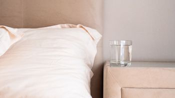 Ni 2 litros ni 8 vasos: esta es la cantidad exacta de agua que necesitás tomar