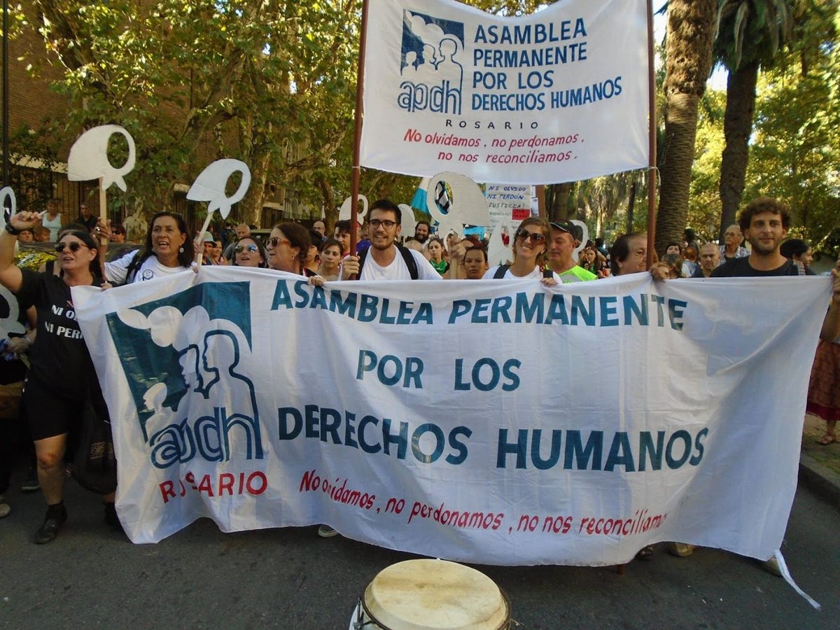 Efemérides del 18 de diciembre: en 1975 se funda la Asamblea Permanente por los Derechos Humanos