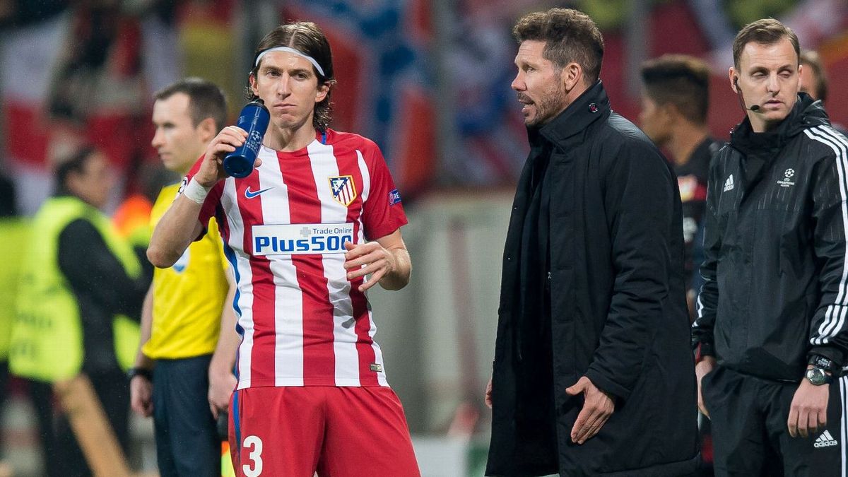 Filipe Luis, ex Atlético de Madrid y actual DT de Flamengo, uno de los candidatos a ser DT de Brasil. Filipe Luis, ex Atlético de Madrid y actual DT de Flamengo, uno de los candidatos a ser DT de Brasil.