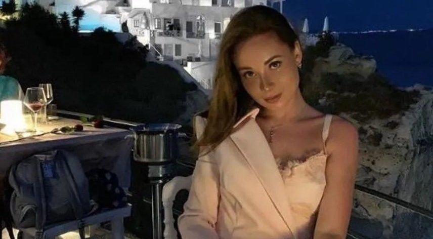 Una joven de 24 años famosa por subir fotos de sus viajes apareció degollada dentro de una valija