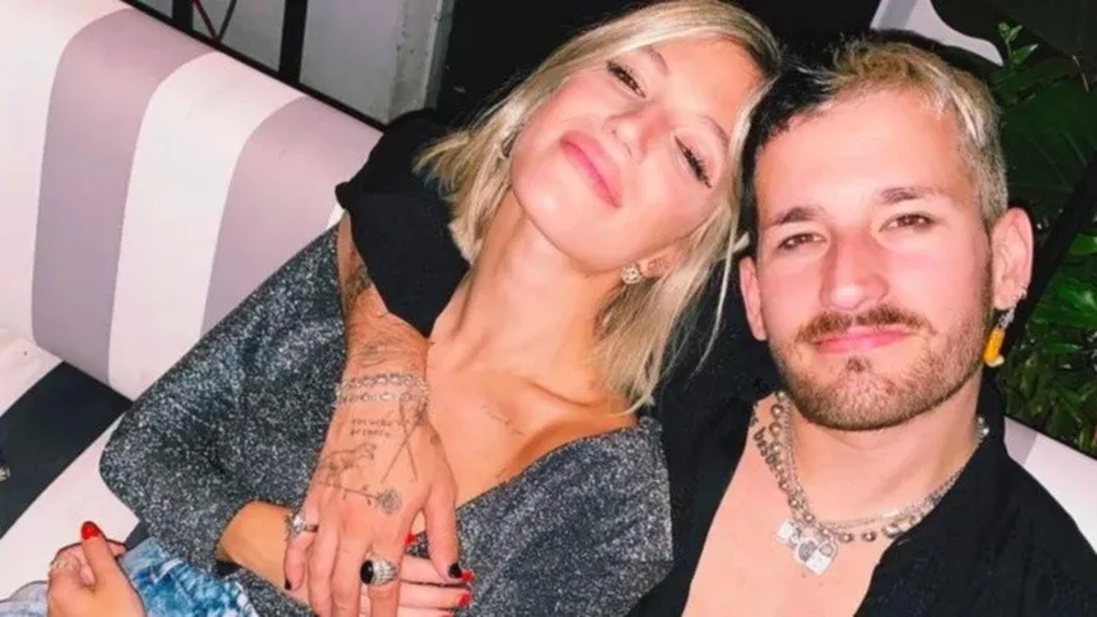 Ricky Montaner junto a Stefi Roitman. 