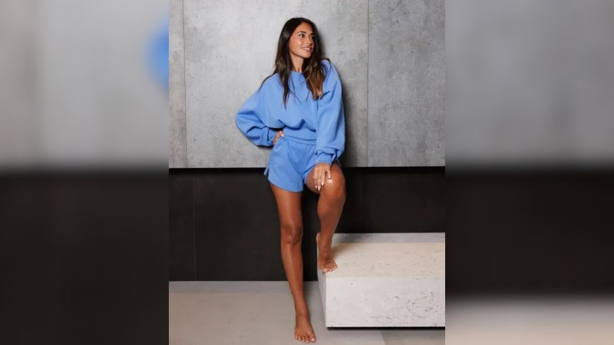 Antonela Roccuzzo marcó tendencia con un look deportivo azul celeste que enamoró a sus seguidores Antonela Roccuzzo marcó tendencia con un look deportivo azul celeste que enamoró a sus seguidores