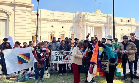 La propuesta fue presentada en el marco de la tercera audiencia pública de Declaraciones, Derechos y Garantías, que preside Alejandra Rodenas (Más Para Santa Fe), a la que se anotaron más de 70 oradores. Los encuentros se caracterizan por ser los más extensos en el seno del proceso reformador, debido a la gran cantidad de asistentes que piden participar y exponer en ellos. La propuesta fue presentada en el marco de la tercera audiencia pública de Declaraciones, Derechos y Garantías, que preside Alejandra Rodenas (Más Para Santa Fe), a la que se anotaron más de 70 oradores. Los encuentros se caracterizan por ser los más extensos en el seno del proceso reformador, debido a la gran cantidad de asistentes que piden participar y exponer en ellos.