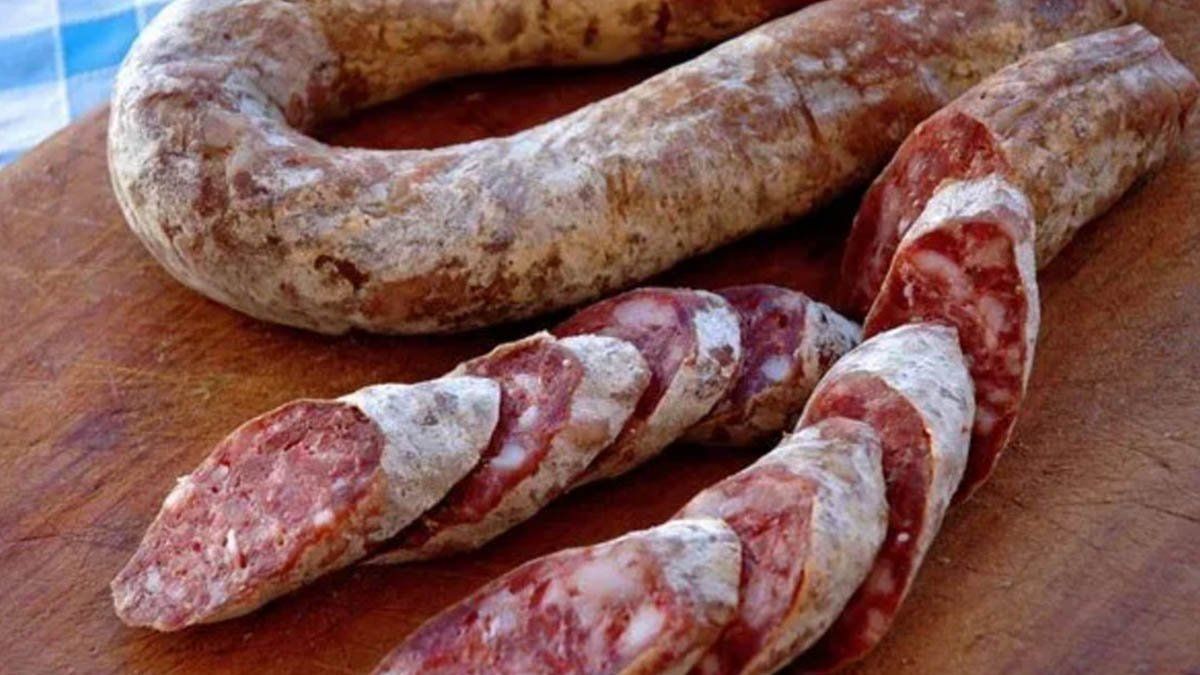 Los pacientes recibieron atención en distintos centros de salud y son asistidos de manera ambulatoria. De acuerdo a las entrevistas epidemiológicas llevadas a cabo