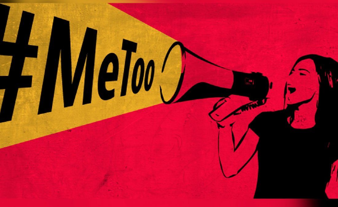 En el año 2015 el diario New York Times informó que Weinstein había sido sometido a un interrogatorio por parte de la policía después de ser acusado de tocar de forma inapropiada a una mujer de 22 años.