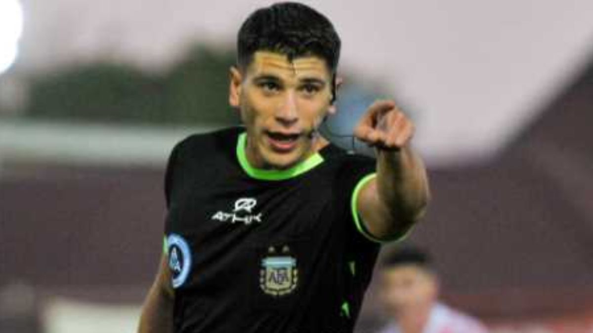 Felipe Viola será el árbitro de Colón - Estudiantes, en Caseros. Felipe Viola será el árbitro de Colón - Estudiantes, en Caseros.