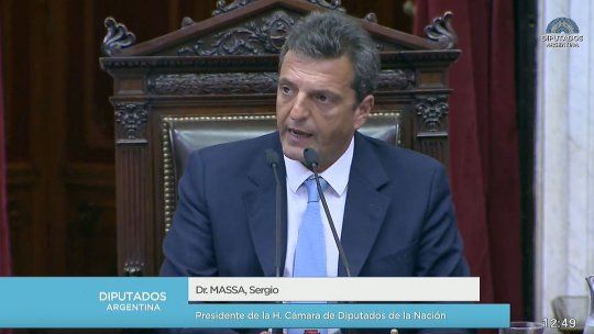 Massa hizo estas declaraciones durante una recorrida por Florencio Varela, en el sur del conurbano, donde participó de la entrega de nuevos móviles de seguridad y ambulancias para ese municipio.