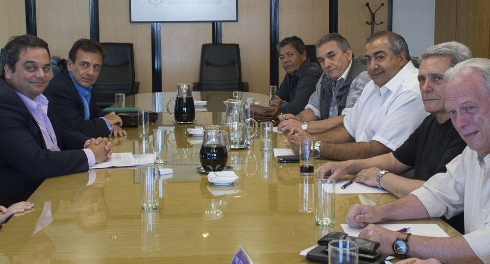 El Gobierno y CGT retoman diálogo sobre el blanqueo laboral