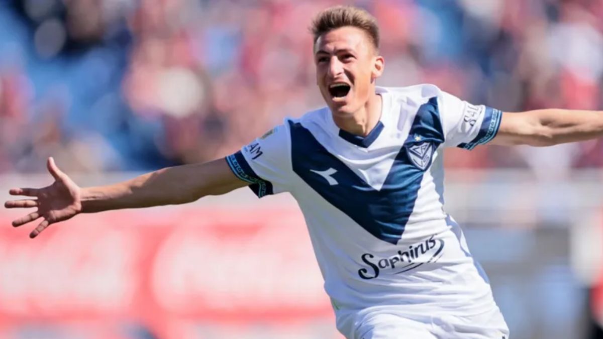 El delantero de Vélez, Braian Romero, recordó cuando le dijeron que “no iba a poder jugar más al fútbol”. El delantero de Vélez, Braian Romero, recordó cuando le dijeron que “no iba a poder jugar más al fútbol”.