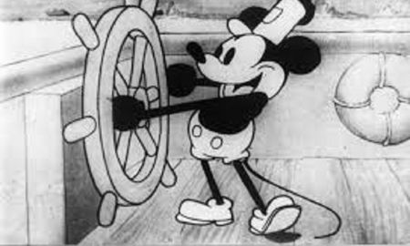 Mickey Mouse cumplió 92 años. Mickey Mouse cumplió 92 años.