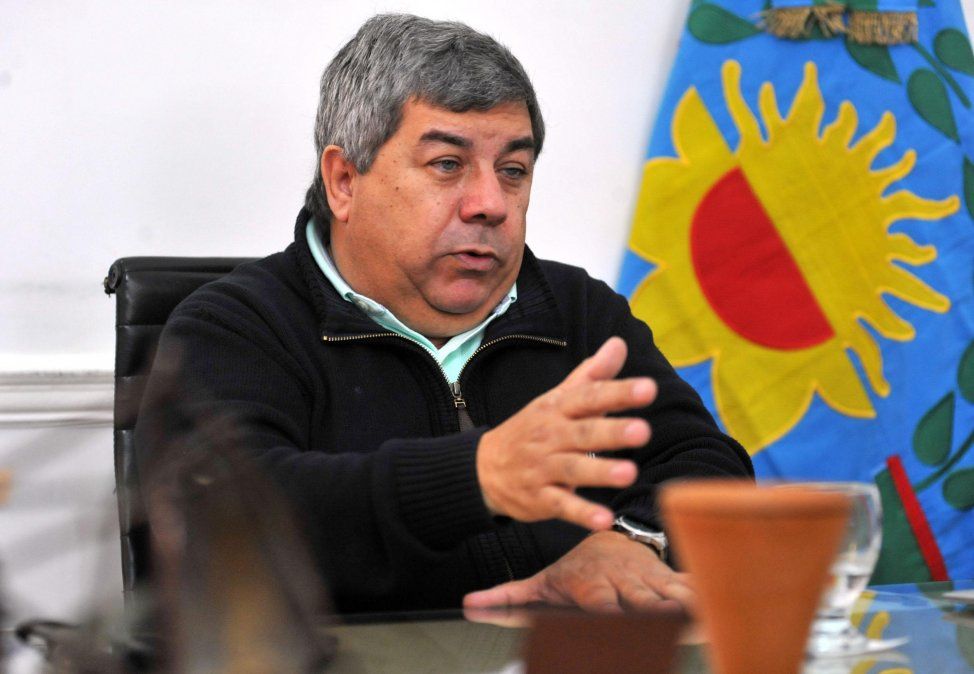 Fernández: “Las FFAA no pueden intervenir en una manifestación”