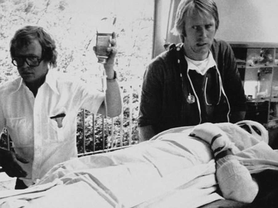 Lauda sufrió quemaduras de segundo y tercer grado en la cara, brazos y manos; shock hipovolémico por abundante pérdida de sangre y fluidos corporales, y numerosos traumatismos, entre ellos, aplastamiento de un pómulo y fractura de tres costillas. Aunque los daños más graves se presentaban en su pulmones, por los gases tóxicos que había inhalado.