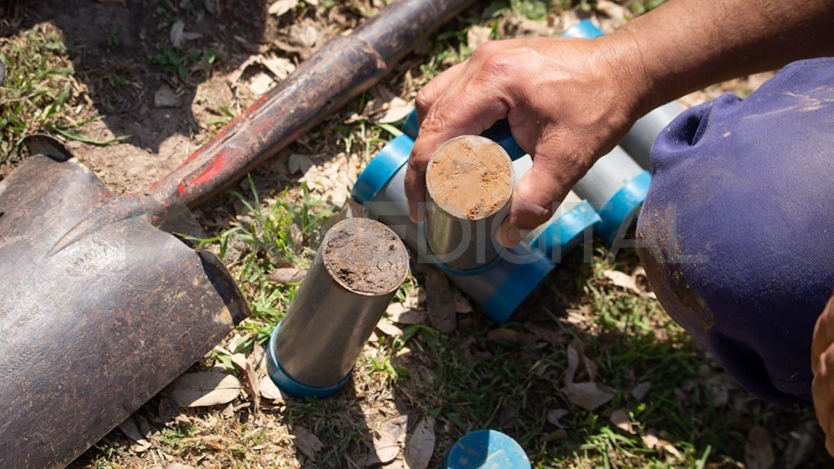 Las muestras son tomadas cada un metro de profundidad.