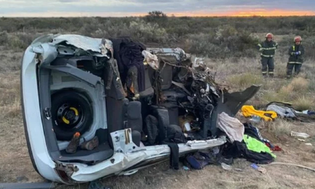 El trágico accidente ocurrido en la ruta 251, en la provincia de Río Negro, dejó como saldo tres santafesinos muertos y un herido. El trágico accidente ocurrido en la ruta 251, en la provincia de Río Negro, dejó como saldo tres santafesinos muertos y un herido.