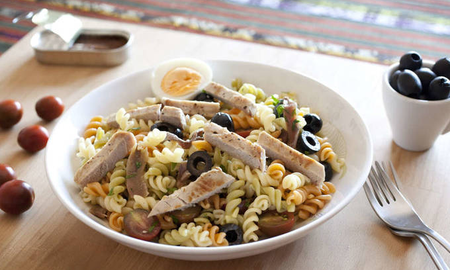 Cómo hacer ensalada nicoise con pasta: la receta de Maru Botana Cómo hacer ensalada nicoise con pasta: la receta de Maru Botana