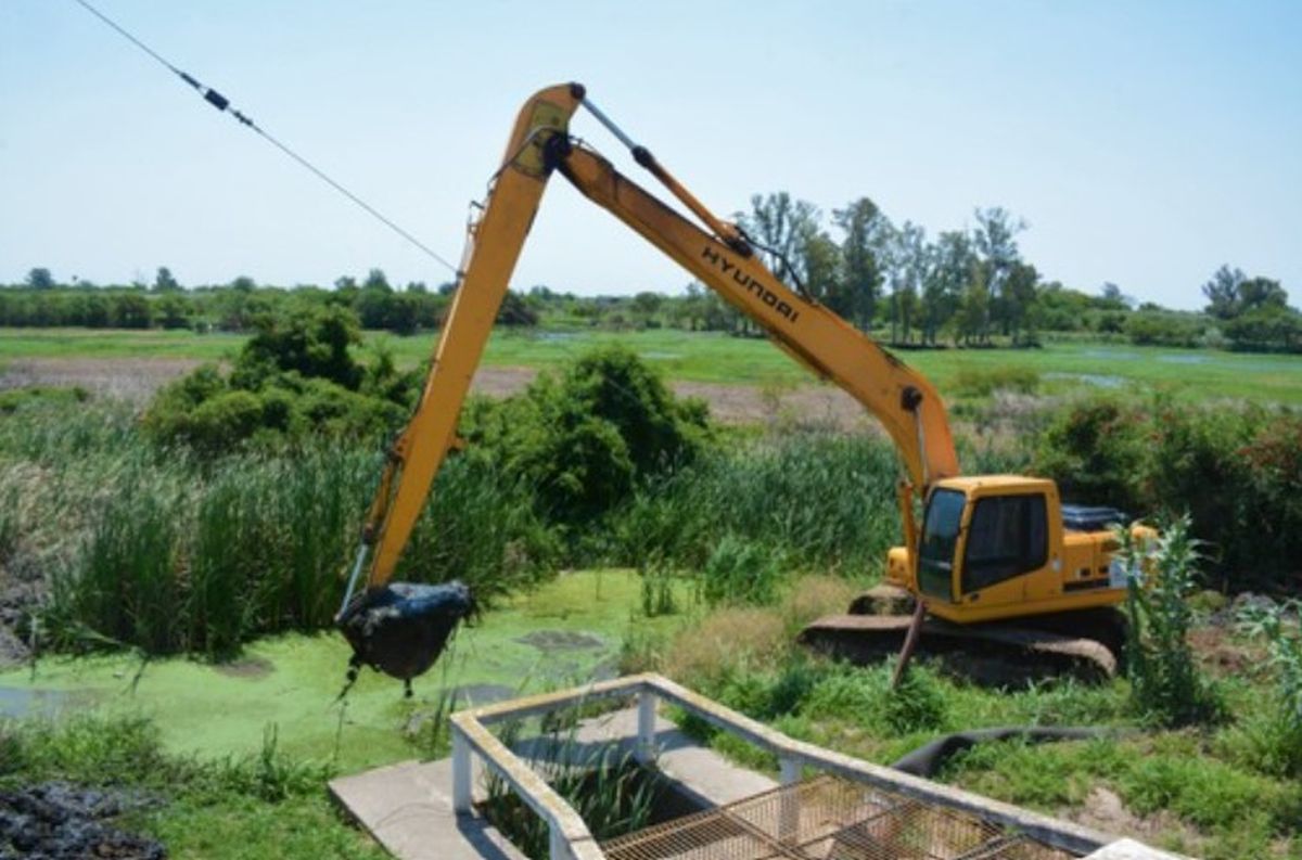Ante la crecida y sus posibles efectos, la Provincia realiza un trabajo interministerial junto a municipios y comunas Ante la crecida y sus posibles efectos, la Provincia realiza un trabajo interministerial junto a municipios y comunas