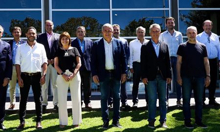 Juntos por el Cambio felicitó al presidente electo de Paraguay, el conservador Santiago Peña. Juntos por el Cambio felicitó al presidente electo de Paraguay, el conservador Santiago Peña.