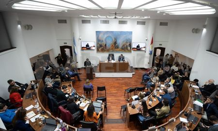El Concejo de Santa Fe renovará sus autoridades este miércoles y tratará el Presupuesto 2023. El Concejo de Santa Fe renovará sus autoridades este miércoles y tratará el Presupuesto 2023.