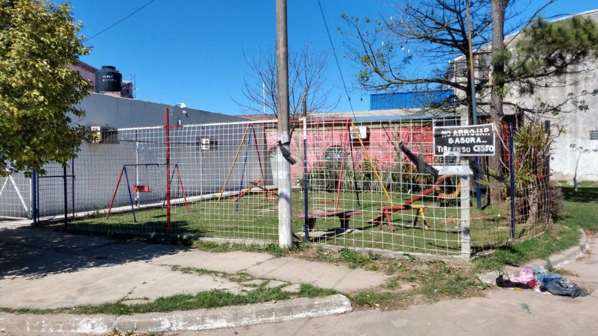 La plaza pertenece a la vecinal