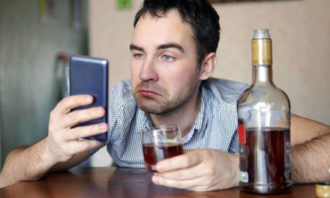 Presentan en WhatsApp el modo borracho para no mandar mensajes si tomaste de más