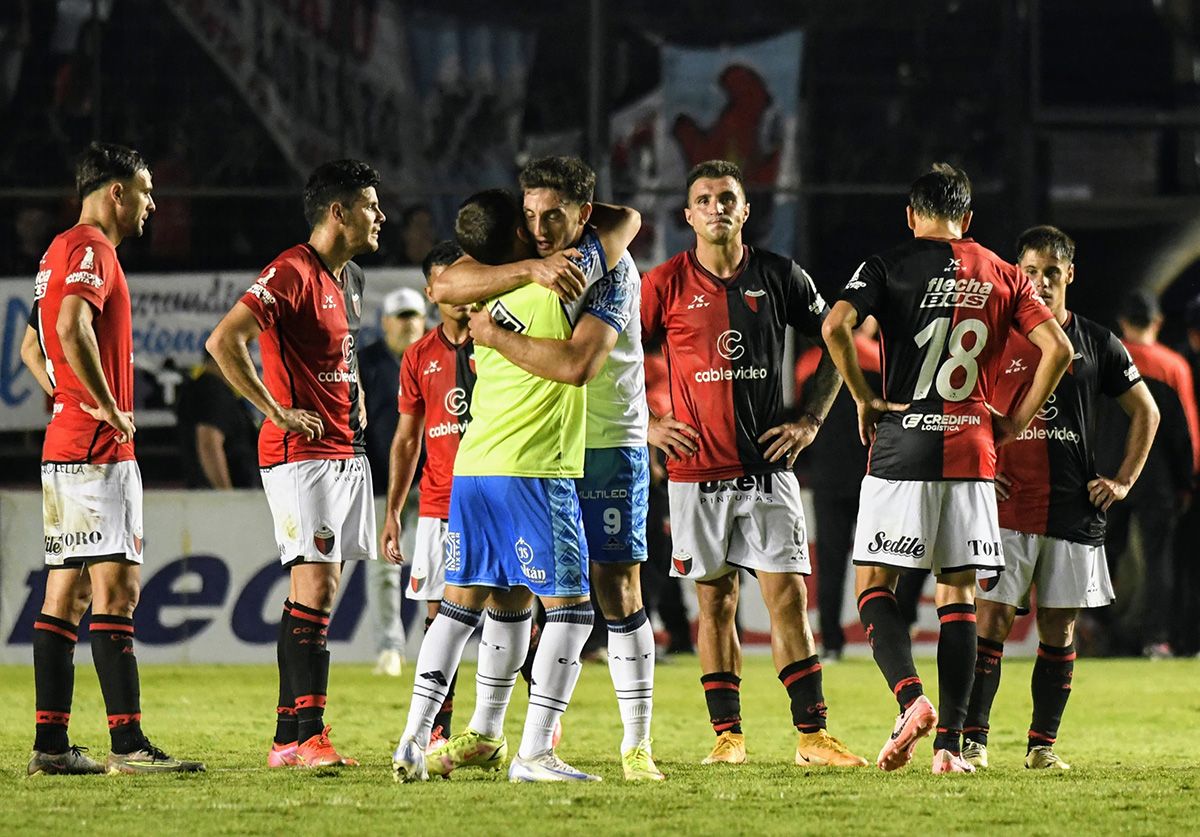 Colón volvió a quedarse con las manos vacías y Pata Pereyra camina por la cornisa.