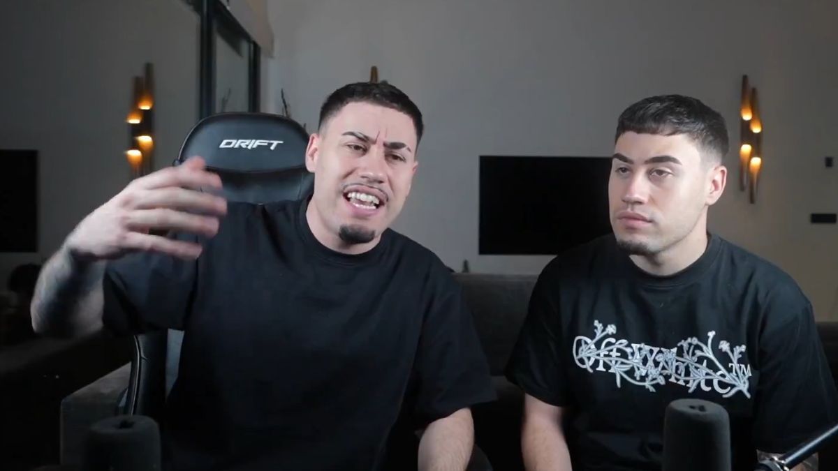 El reality show español del momento está organizado por Carlos y Daniel Ramos, el dúo conocido como Zona Gemelos. El reality show español del momento está organizado por Carlos y Daniel Ramos, el dúo conocido como Zona Gemelos.