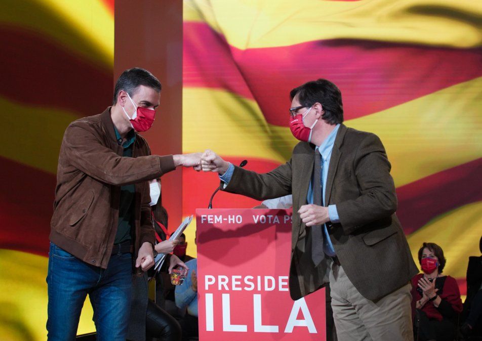 El socialismo triunfó en Cataluña con Salvador Illia. 