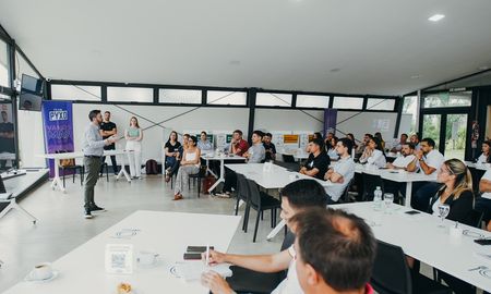 Club PYXO presentó su programa de formación y networking virtual para pymes argentinas Club PYXO presentó su programa de formación y networking virtual para pymes argentinas
