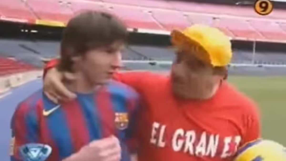 Lionel Messi hizo un sorprendente sketch cuando tenía 18 años junto a Toti Ciliberto. Lionel Messi hizo un sorprendente sketch cuando tenía 18 años junto a Toti Ciliberto.