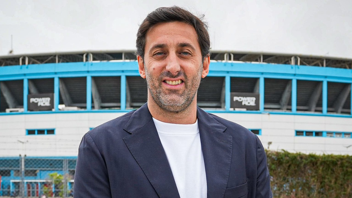 Oficial: Diego Milito es el nuevo presidente de Racing tras una elección récord
