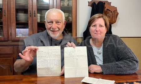 Mónica y Raúl se encntraron 42 años después. Mónica y Raúl se encntraron 42 años después.