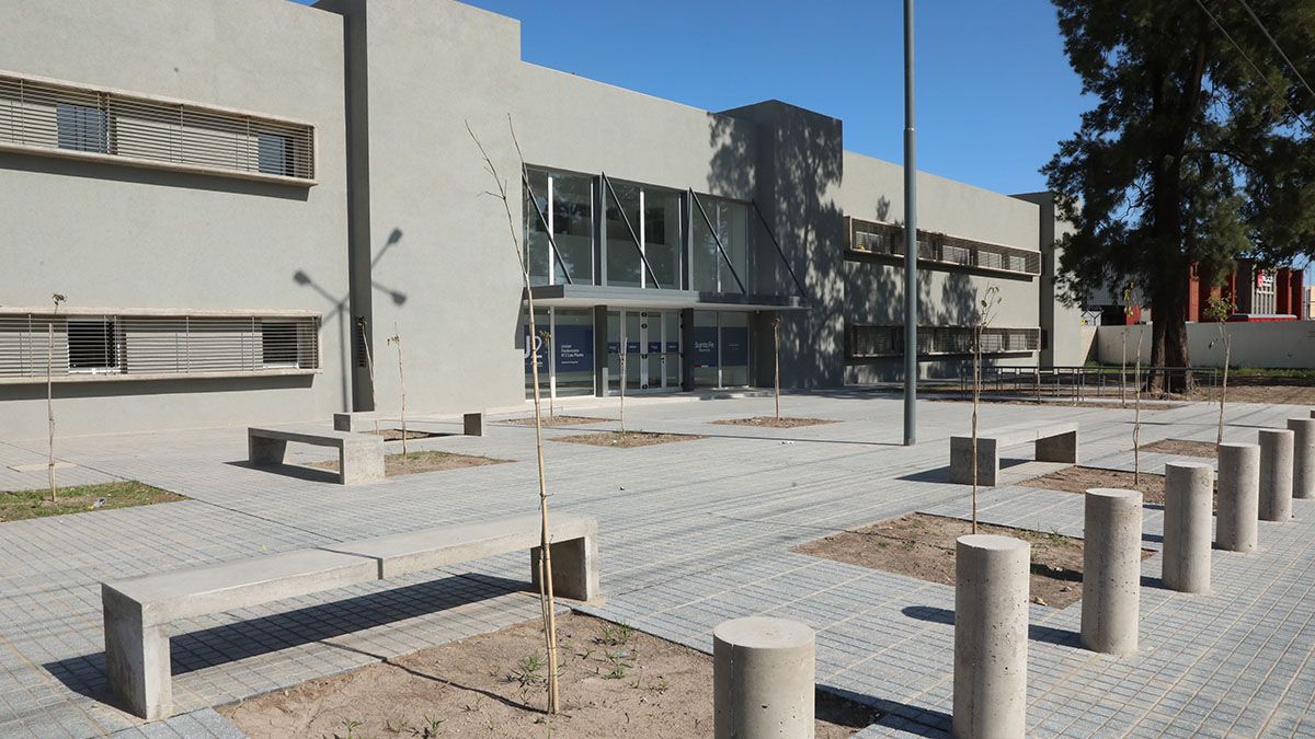 Desde fines de 2022, comenzó a operar la nueva Alcaidía de Santa Fe en el predio de la cárcel de Las Flores. Desde fines de 2022, comenzó a operar la nueva Alcaidía de Santa Fe en el predio de la cárcel de Las Flores.