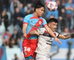 Colón visita a Arsenal en el cierre de la Liga Profesional. El Sabalero busca una victoria para calmar un poco el clima del club. Colón visita a Arsenal en el cierre de la Liga Profesional. El Sabalero busca una victoria para calmar un poco el clima del club.