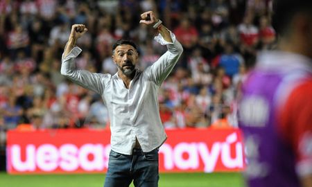 El Kily González, invitó a soñar a los hinchas de Unión luego de la victoria ante Boca. El Kily González, invitó a soñar a los hinchas de Unión luego de la victoria ante Boca.